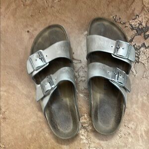 Birkenstocks Arizona sandal in silver